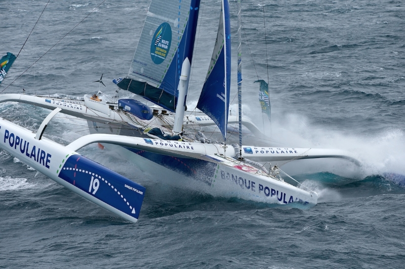 America's Cup Loïck Peyron, single handing a boat
