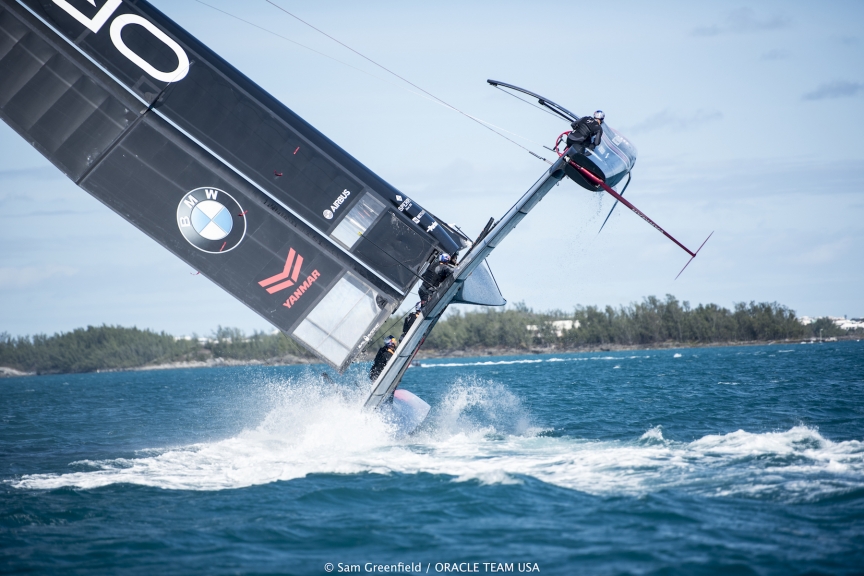 15/02/16 - Hamilton (BDA) - 35th America's Cup Bermuda 2017 - ORACLE TEAM USA - AC45S training