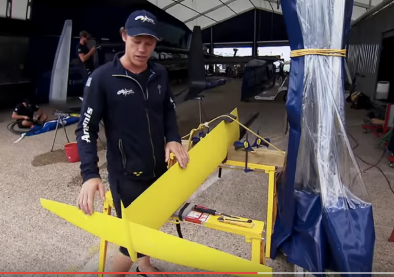 ec3e13a2-2e32-4a41-acc4-730701fd319d